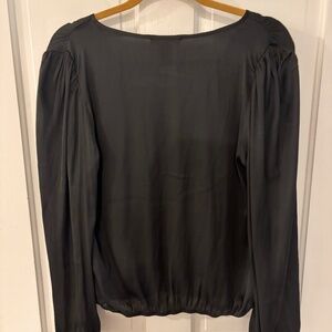 Sincerely Jules black top